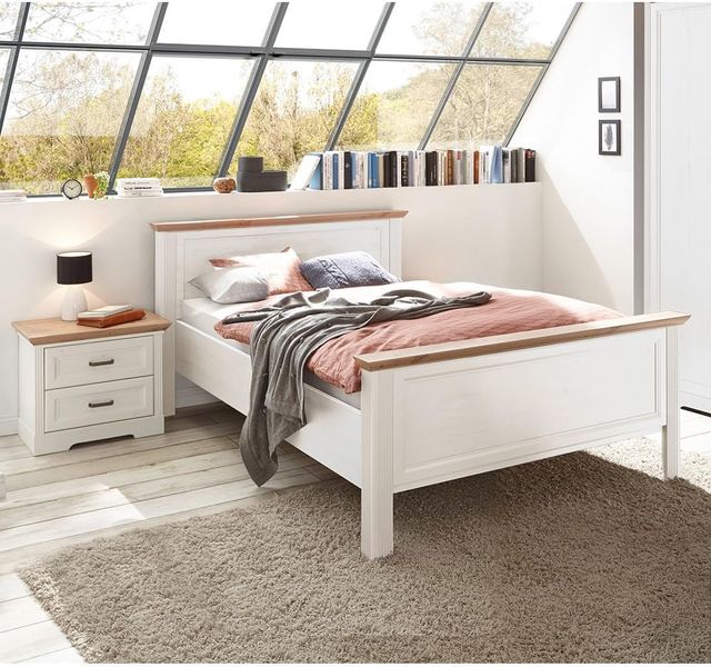 Zweiteiliges Landhaus-Schlafzimmerset in Pinie-Weiss und Eiche Optik, bestehend aus Doppelbett und passendem Nachttisch 140 x 200 cm